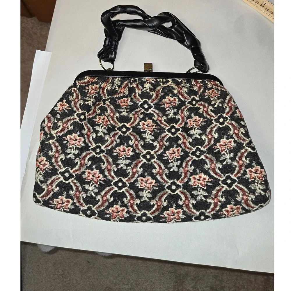 Vintage Tapestry Floral Damask Kiss Lock Frame Bag Twisted Handle Black Pink